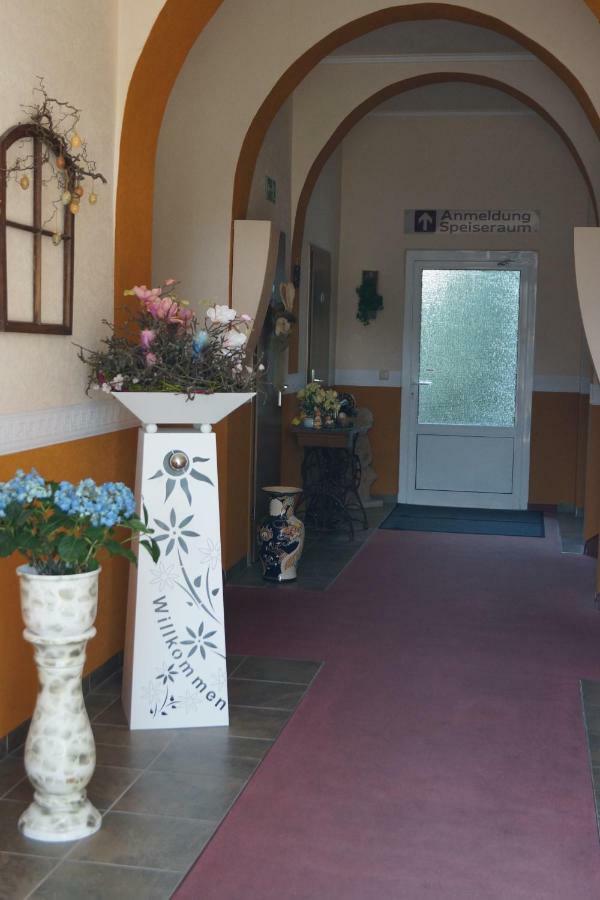 Pension Triebischtal Meißen Esterno foto